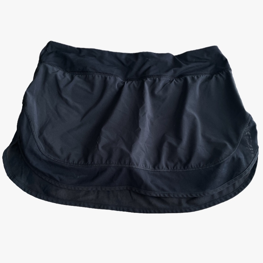 Lululemon skort size 8